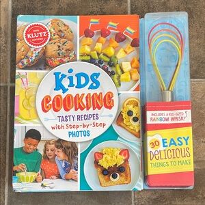❗️3/$10❗️NWT Klutz Kids Cooking Set with Rainbow Whisk